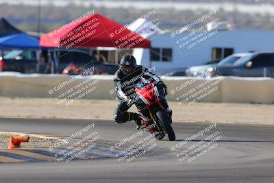 media/Dec-18-2022-SoCal Trackdays (Sun) [[8099a50955]]/Turn 2 (950am)/